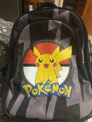 Τσάντα σχολείου Pokemon σε πολύ καλή κατάσταση