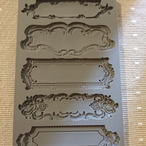 Silicone molds like new, Iron Orchid Designs vintage style, pack of 30