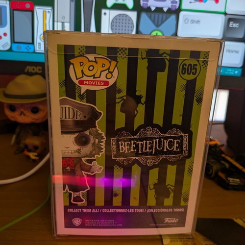 Funko Pop Beetlejuice Movies Halloween #605 with glasses new Funko shop exclusive