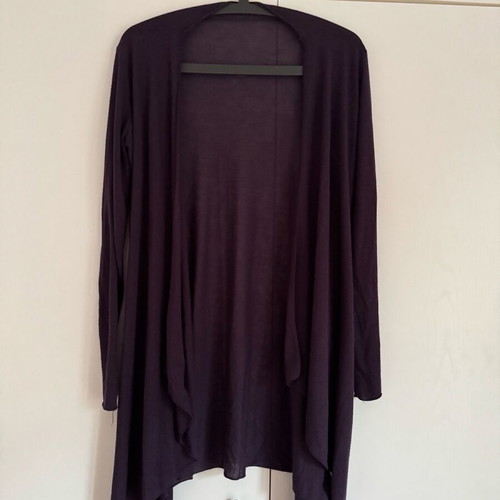 Purple thin cardigan like new, size M