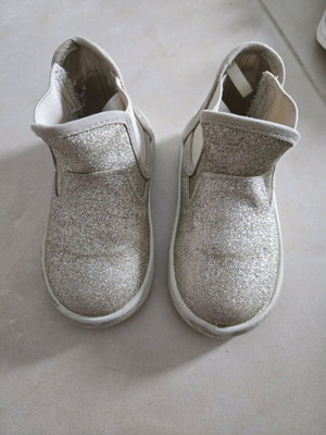 Baby shoes h&m no20/21 used