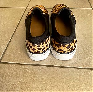 Παπούτσια bershka leopard 39 νουμερο