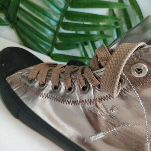 B&S Sneakers gold-silver like new, size 38