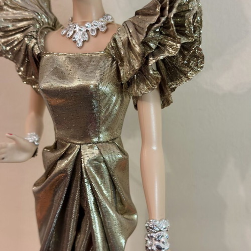 Barbie Collector Dynasty Alexis Colby Mattel 2010 like new