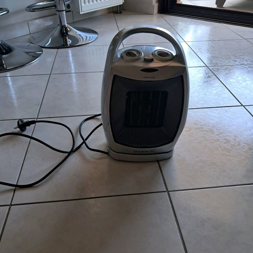 Darwin bathroom fan heater used in good condition