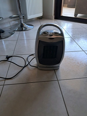 Darwin bathroom fan heater used in good condition