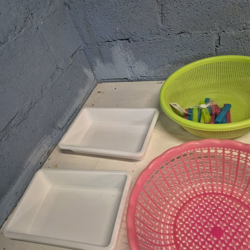 Various plastic kitchen items new