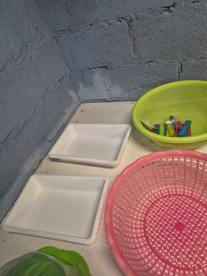 Various plastic kitchen items new