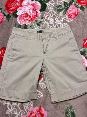 Gap shorts for men and women like new