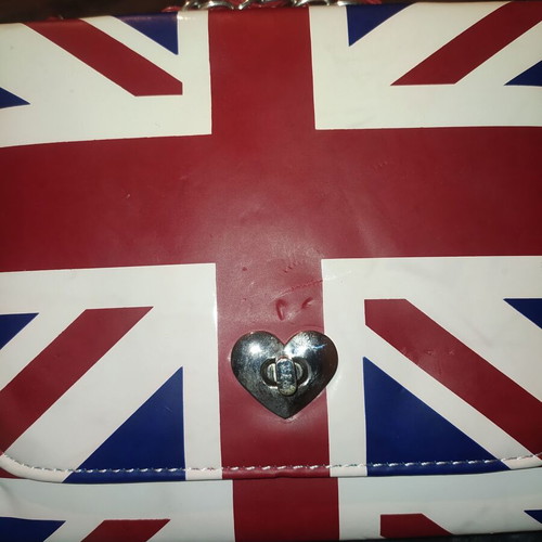 Shoulder bag with England flag used