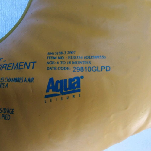 Inflatable floating seat like new