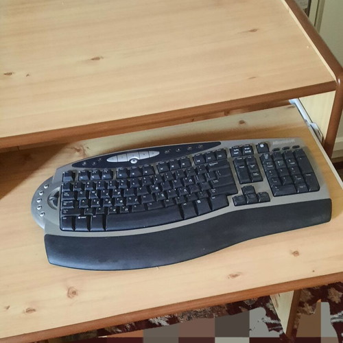 Computer desk like new, small size