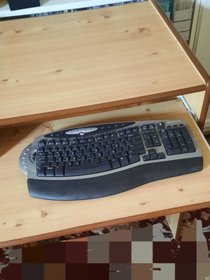 Computer desk like new, small size