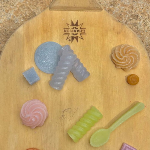 Pastel dessert wax melts new, colorful playful designs
