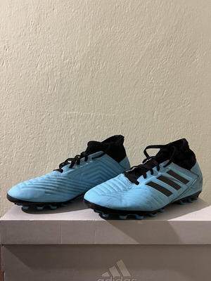Adidas Predator 19.3 FG football boots size 38