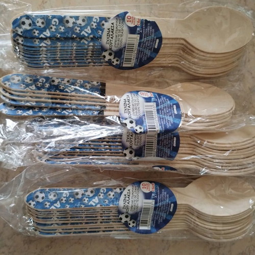 Disposable spoons with football theme, new, pack of 40