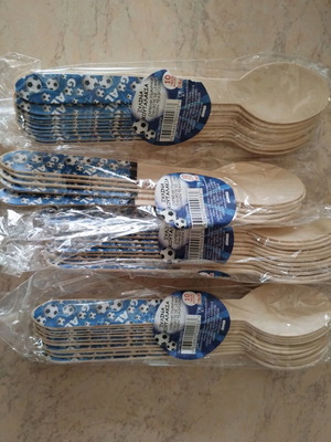 Disposable spoons with football theme, new, pack of 40