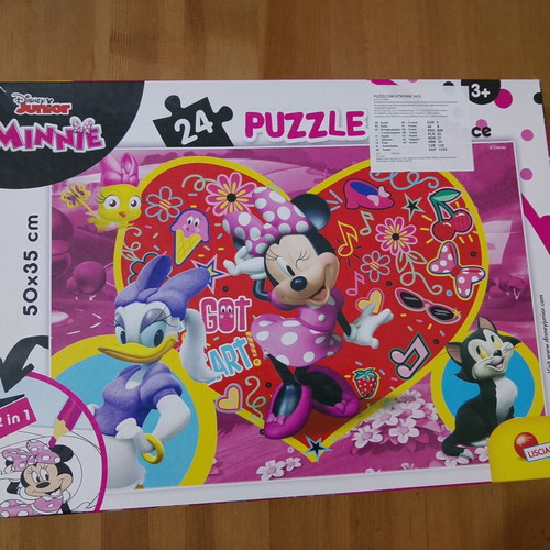 Minnie Mouse 2 in 1 puzzle, like new, 24 pieces