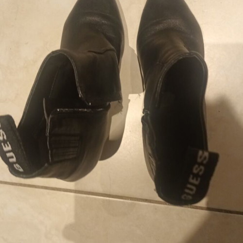 Guess women's leather shoes used, size 38, black boots