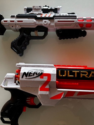 Nerf Ultra 2 gun like new with bonus plastic ball gun