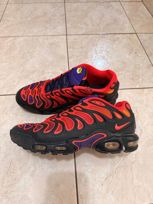 Nike Air Max Plus Drift sneakers used, size 44.5, red and black