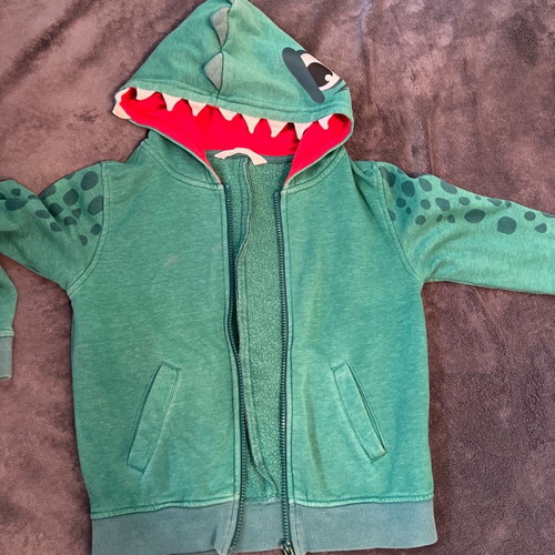 Dragon cardigan used for boys H&M green size 122 cm age 7