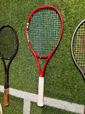 Ρακέτα τένις Yonex Vcore 95 L3 σαν καινούργια, 310γρ, πλεγμένη με Solinco Mac10 1.25 23kg