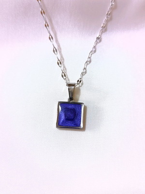 Necklace new, purple, stainless steel