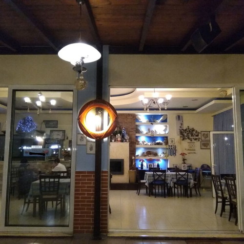 Restaurant building 200 sqm with full catering equipment, ready to operate