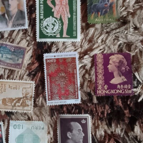 Collectible stamps like new, pack of 37 pieces