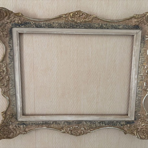 Collectible vintage photo frame used, pastel shades 40x33 cm