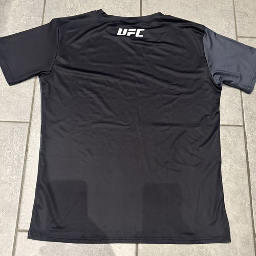 Reebok UFC black T-shirt large slim fit