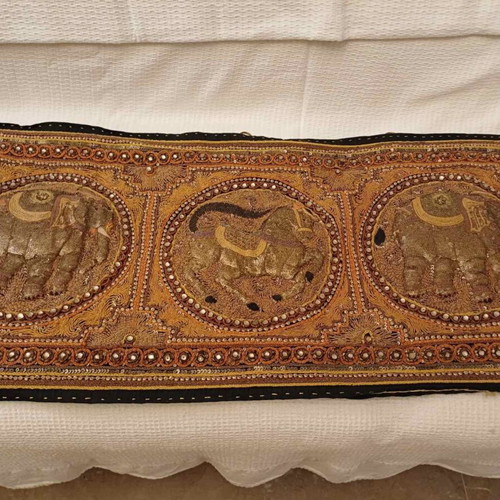Indian hand-embroidered panel with elephants and horse, like new