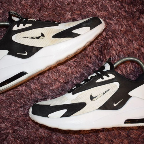 Nike Air Max Bolt sports shoes like new, size 45, black and white