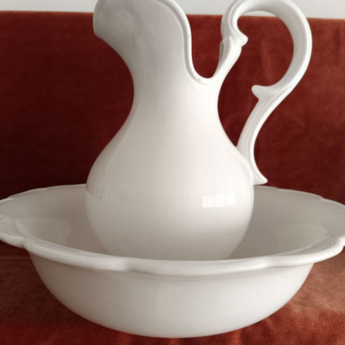 Ceramic wash basin and pitcher set used, French origin, early 20th century