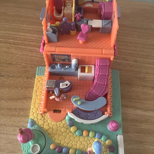 Polly Pocket Ice Cream Parlor 1995 vintage, used, complete