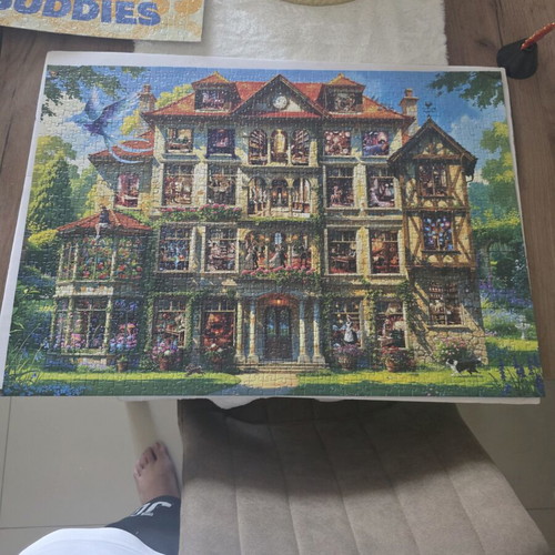 Puzzle 1000 pieces, like new, fantasy vintage mansion