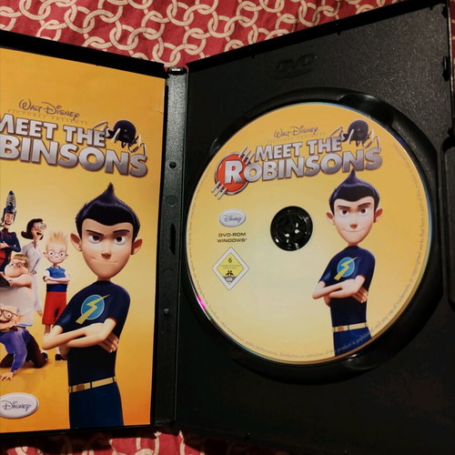 Meet the Robinsons PC game like new, adventure