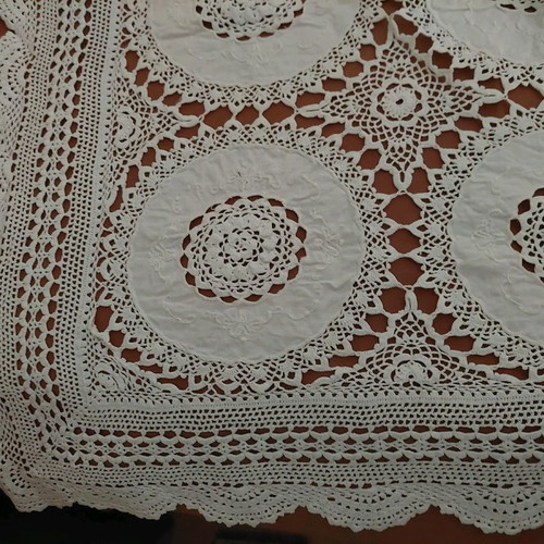 White knitted blanket with embroidery and lace, new, 220x270cm