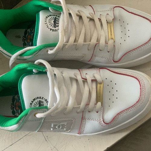 DC shoes like new, skate style, size 41, white