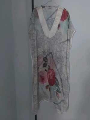 Platinum caftan transparent with sequins like new, beige multicolor