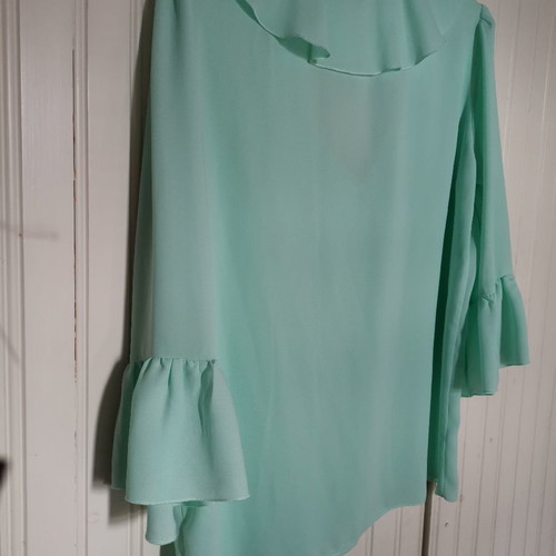 Makis Tselios blouse new, size XL, pistachio color
