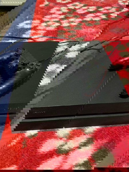 Sony PlayStation 4 500GB σε πολύ καλή κατάσταση