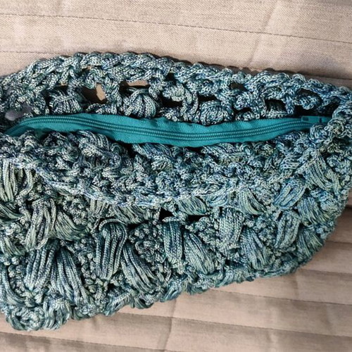 knitted envelope bag