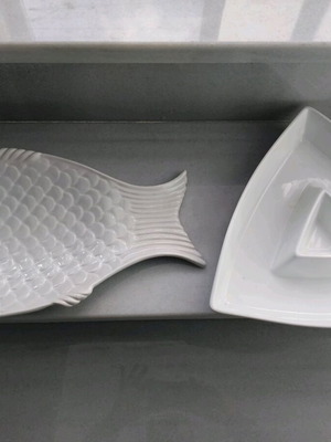 Decorative platters like new