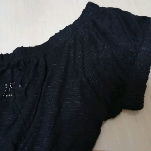 Crop top Latsaro size M like new, black