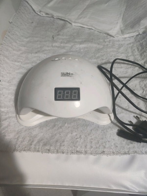 Nail lamp used