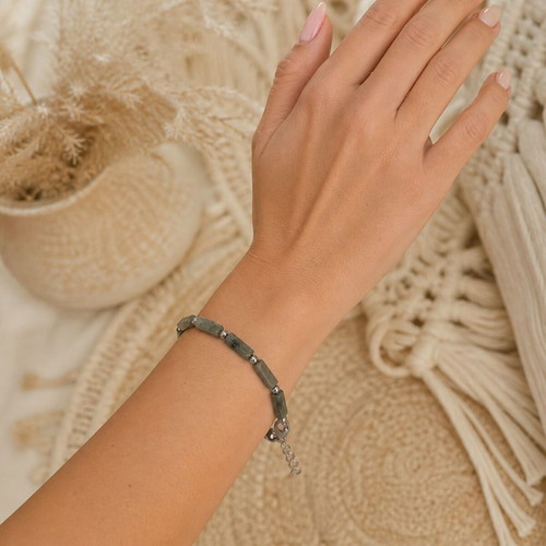 Handmade bracelet with stainless steel chain and labradorite new