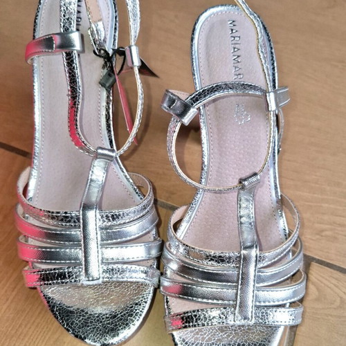 High-heeled sandals
