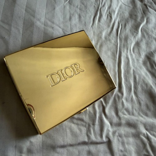 Dior eyeshadow palette like new, authentic product